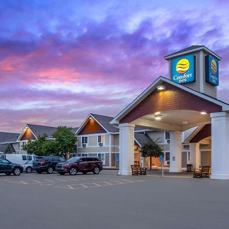 Comfort Inn Iron Mountain Buitenkant foto