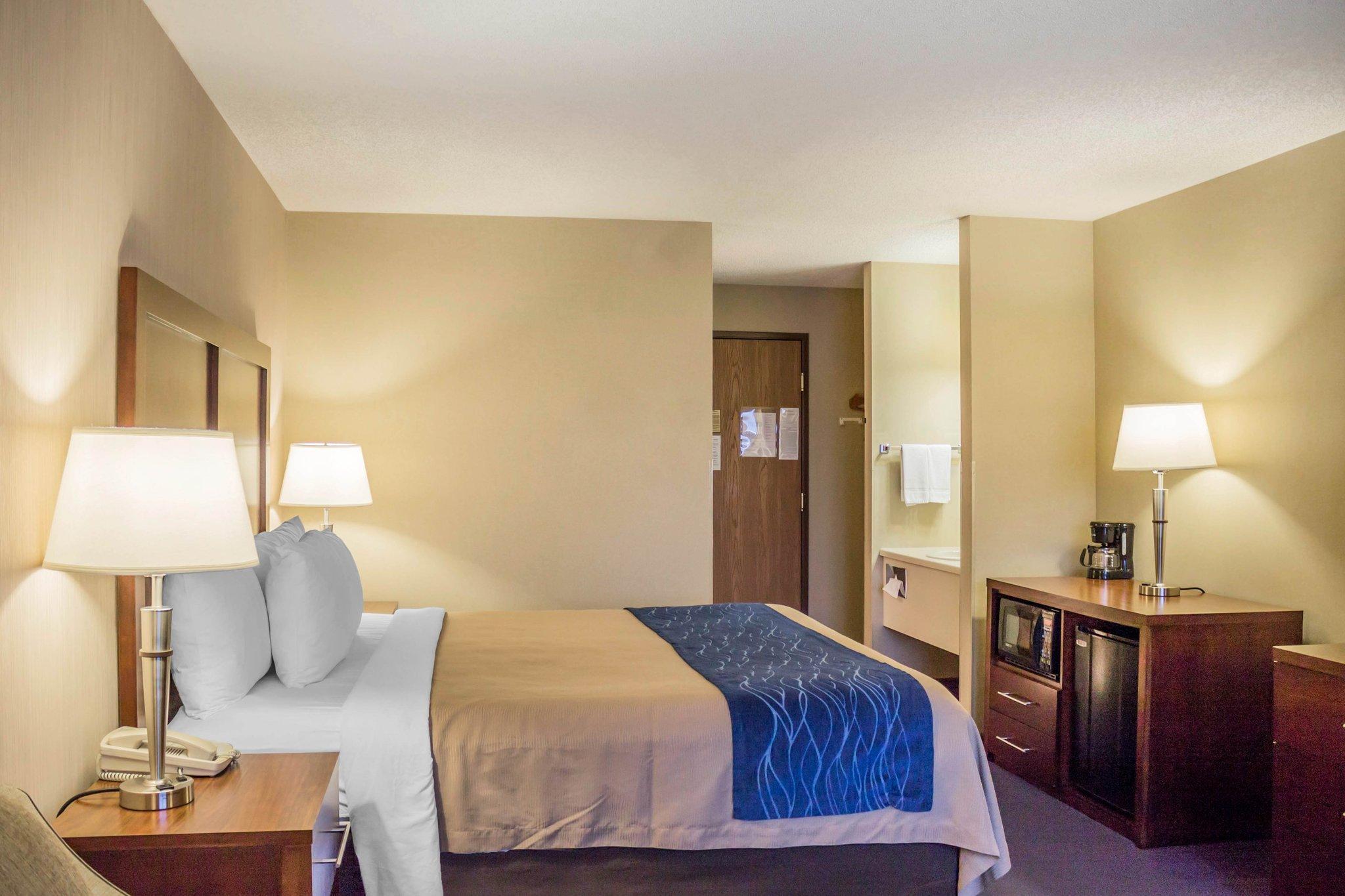 Comfort Inn Iron Mountain Buitenkant foto