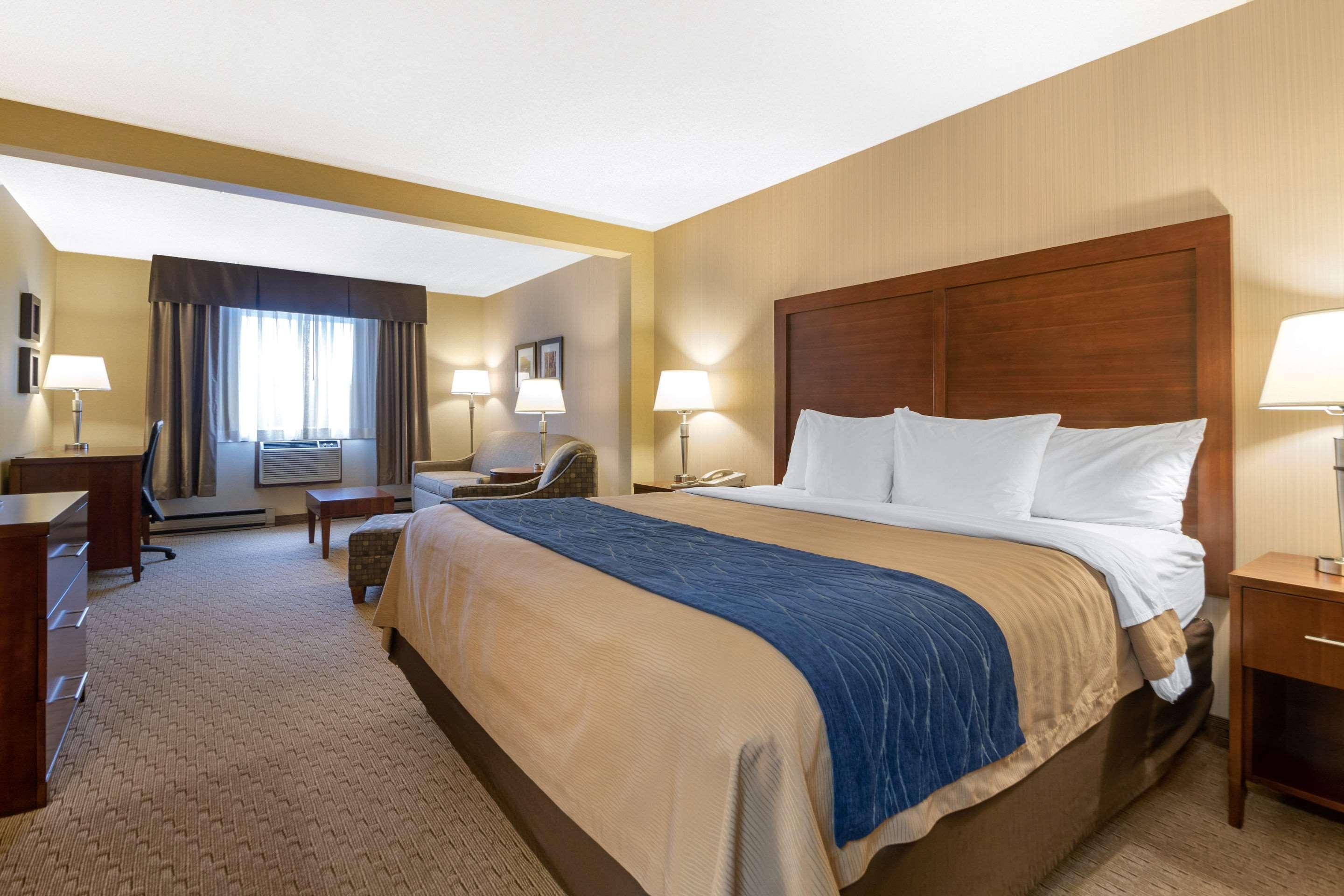 Comfort Inn Iron Mountain Buitenkant foto